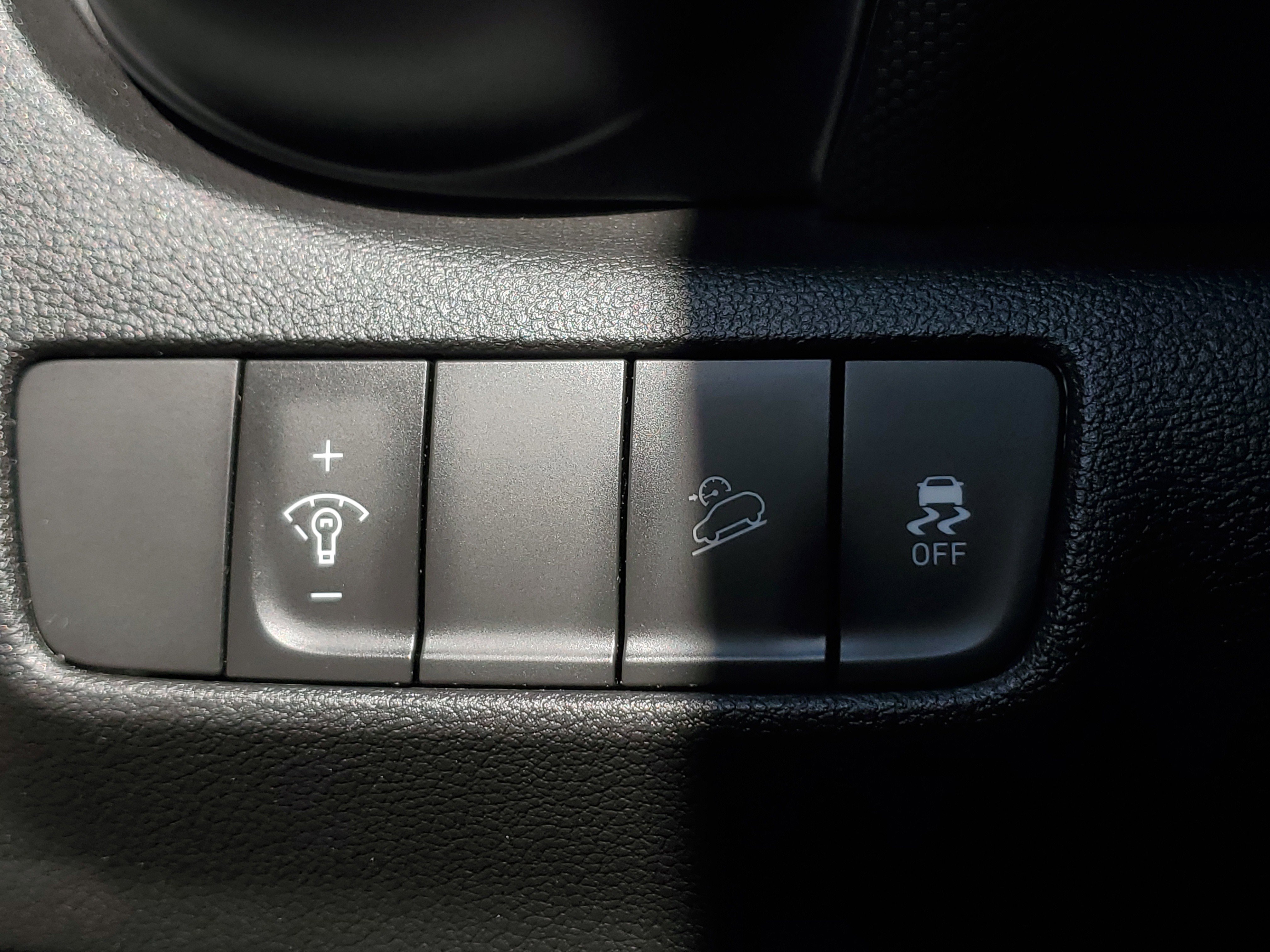 Used 2022 Hyundai Kona SEL FWD image 30