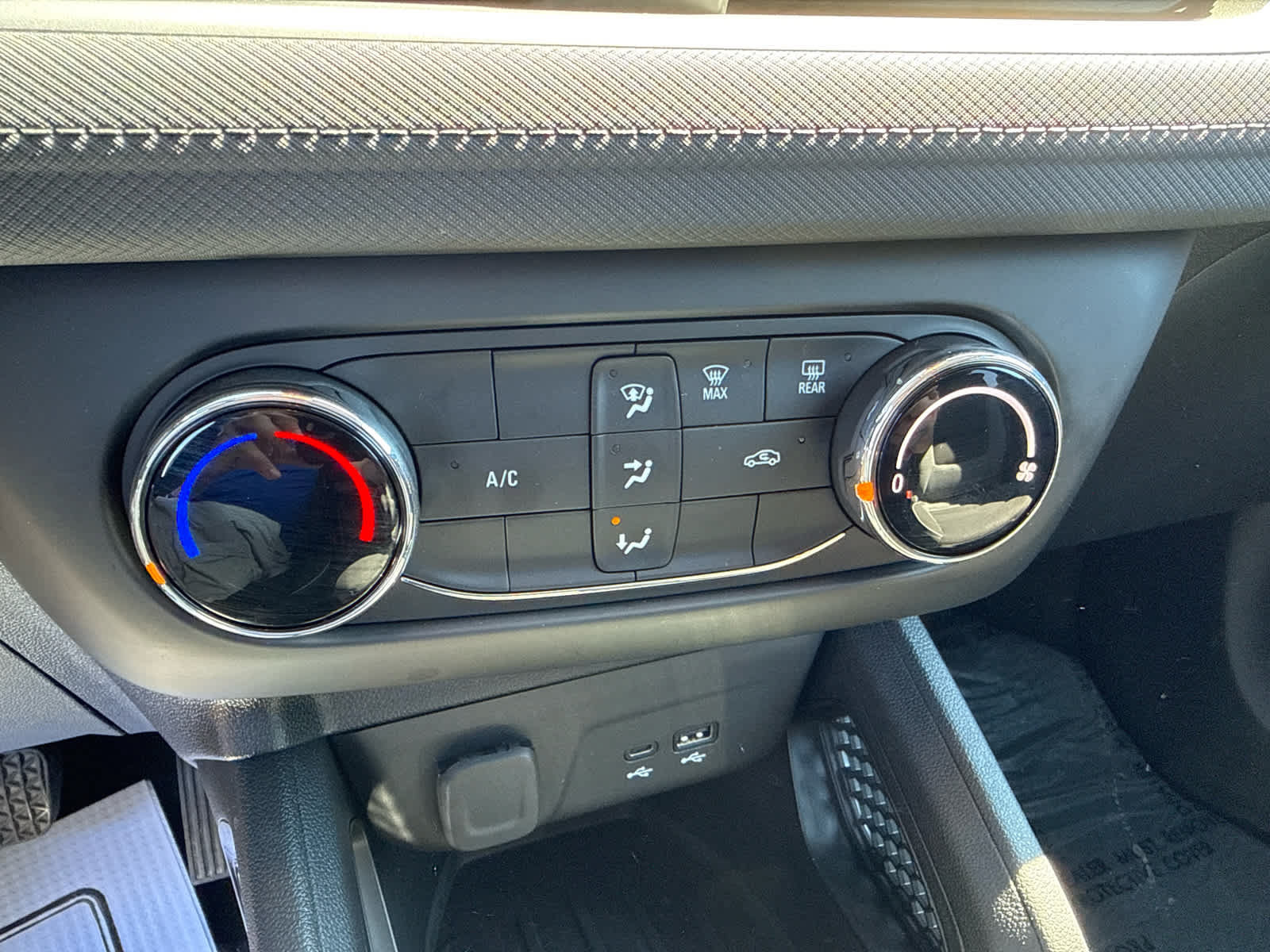 Certified 2024 Chevrolet TrailBlazer LS w/ LS Convenience Package FWD image 17