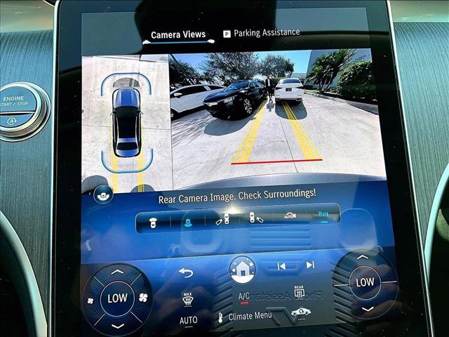 Used 2025 Mercedes-Benz C 300 Sedan image 23