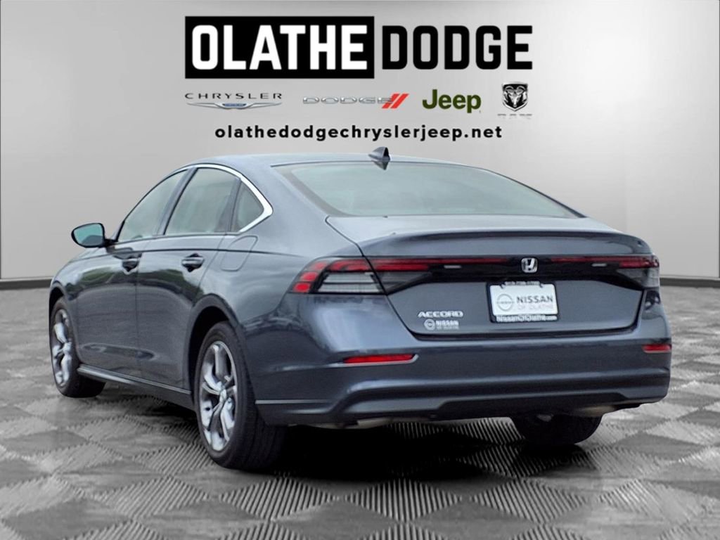 Used 2024 Honda Accord EX image 3