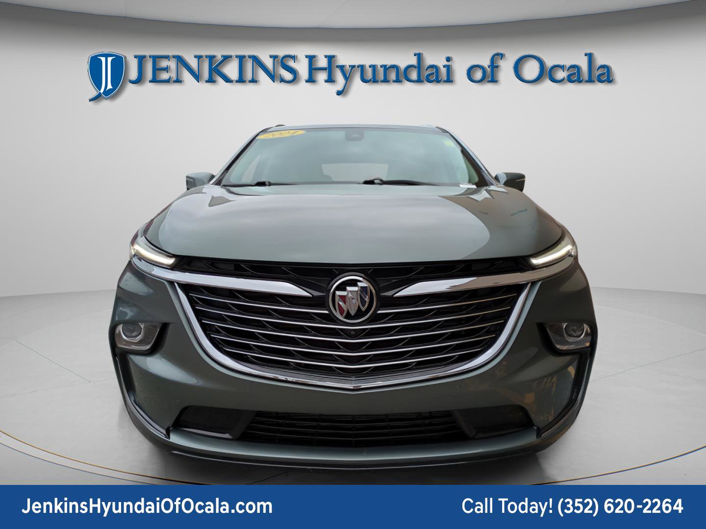 Used 2024 Buick Enclave Essence w/ Technology Package image 8