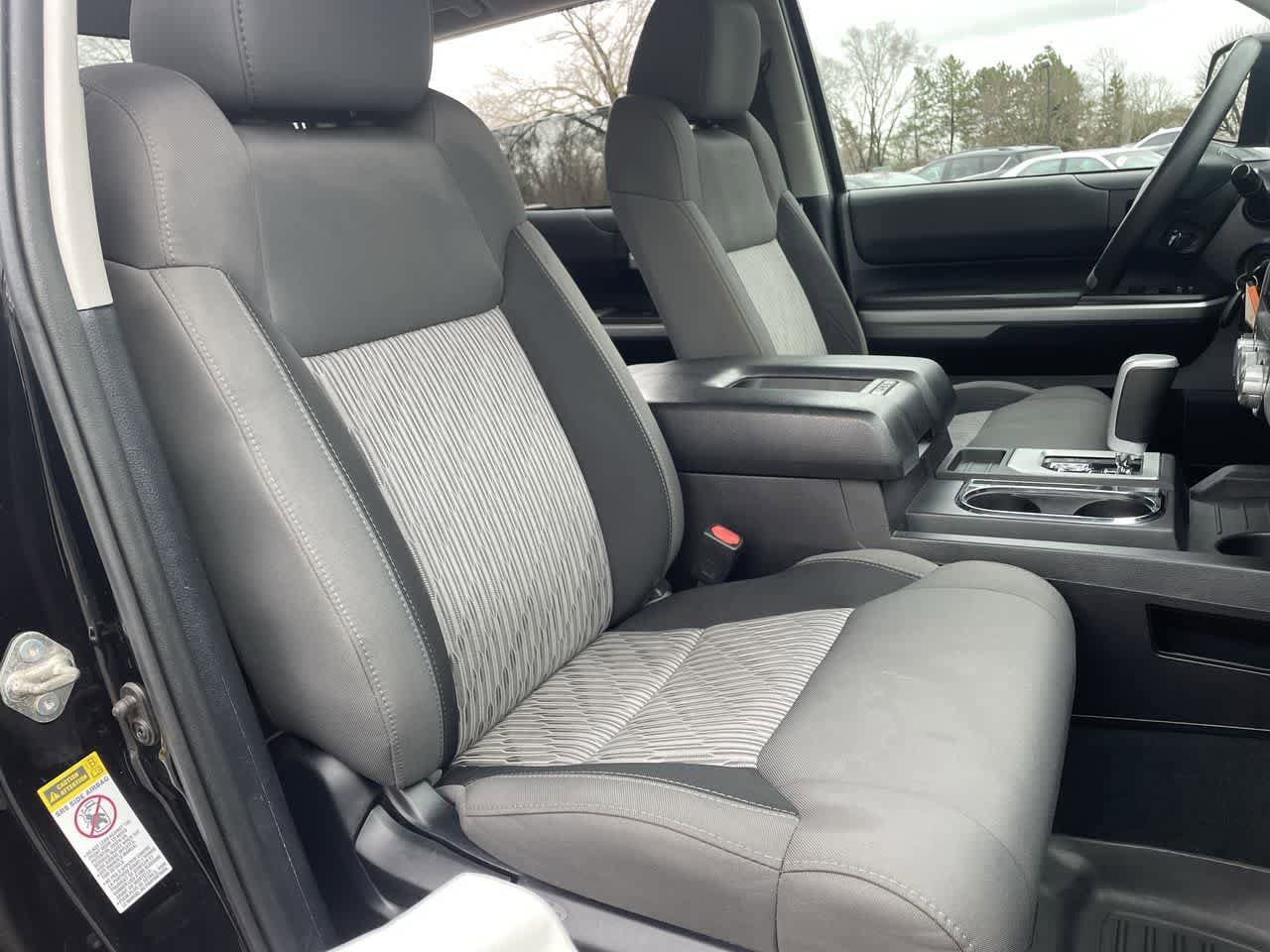 Used 2015 Toyota Tundra SR5 w/ SR5 Upgrade Package image 14