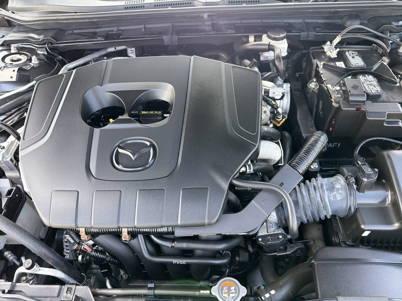 Used 2023 MAZDA MAZDA3 s FWD image 11