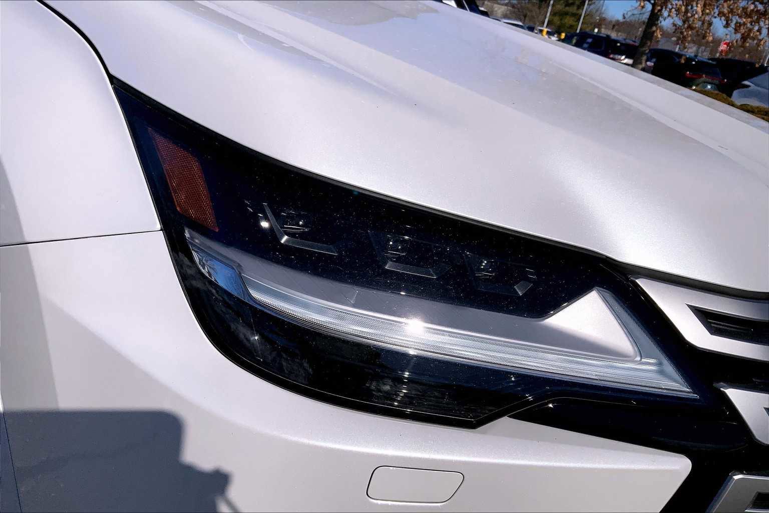 New 2025 Lexus LX 600 4WD w/ Luxury Package image 13