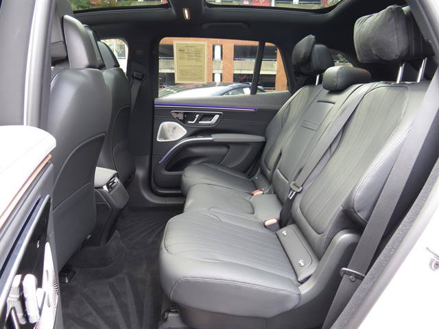 Used 2023 Mercedes-Benz EQS 580 4MATIC SUV image 19