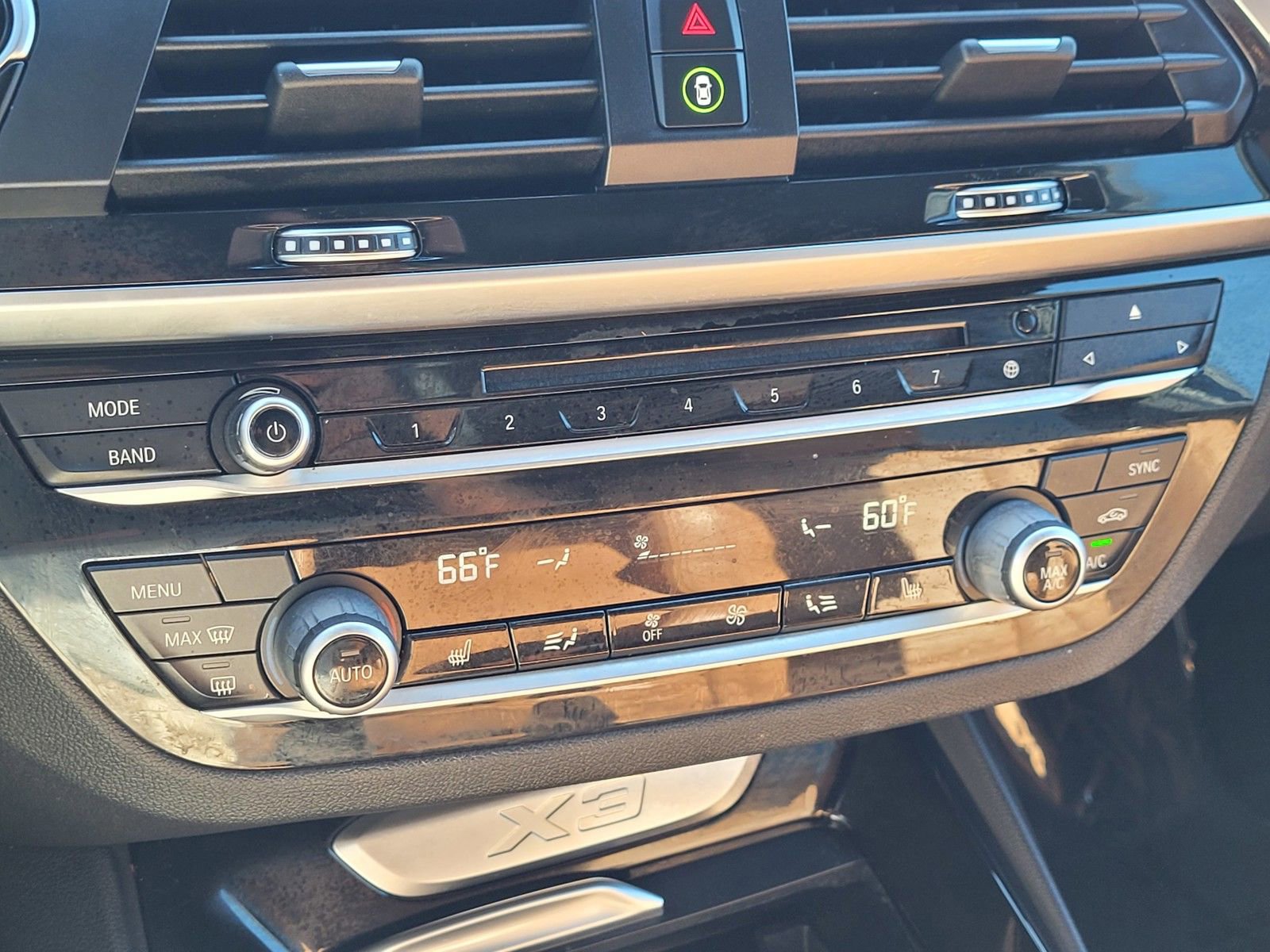 Used 2019 BMW X3 xDrive30i w/ Premium Package image 25