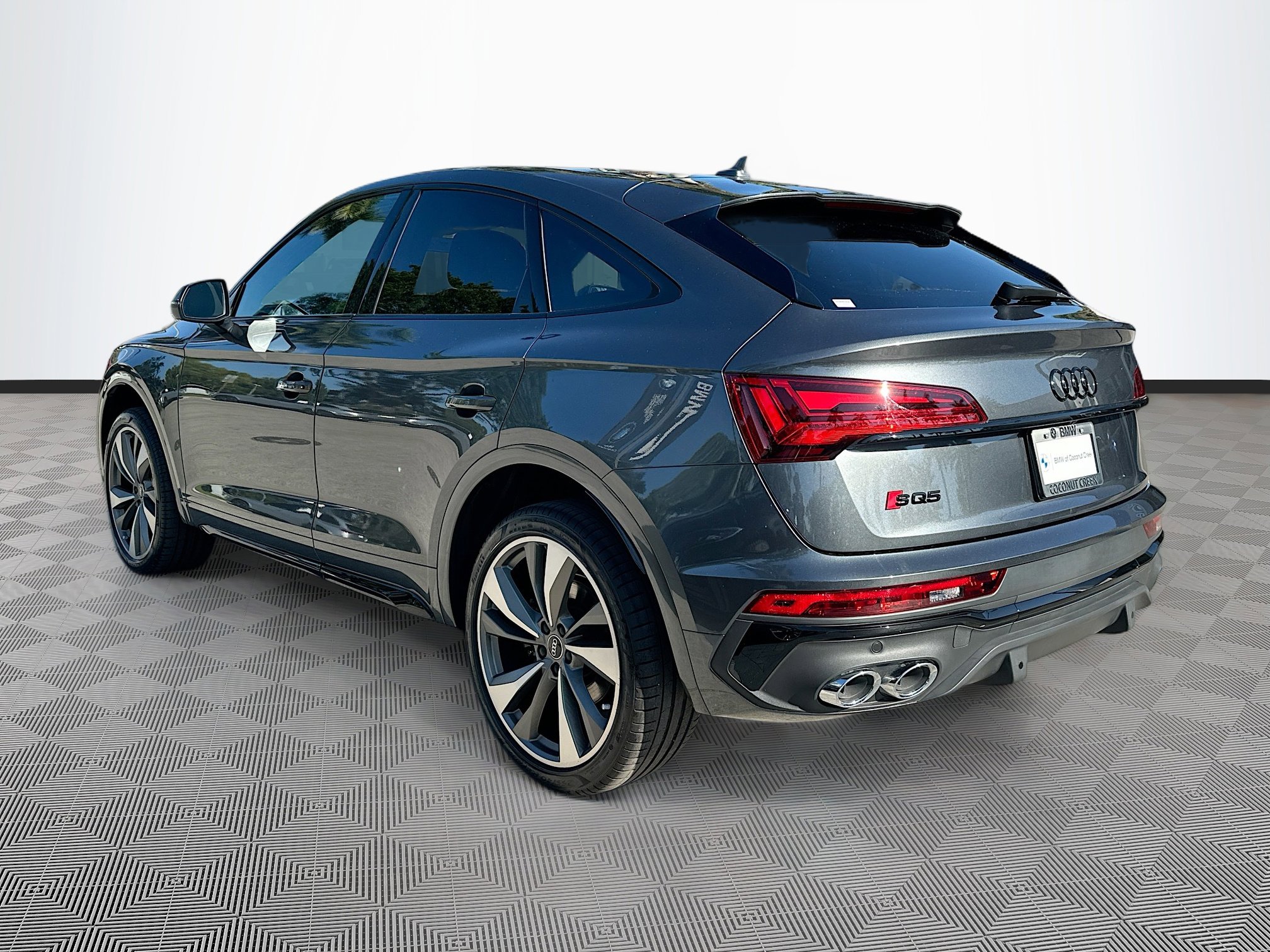 Used 2024 Audi SQ5 Premium Plus image 4