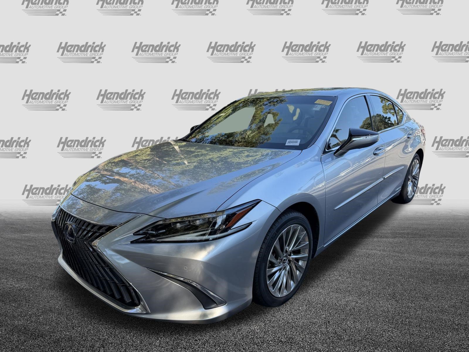Used 2022 Lexus ES 300h Ultra Luxury FWD image 5