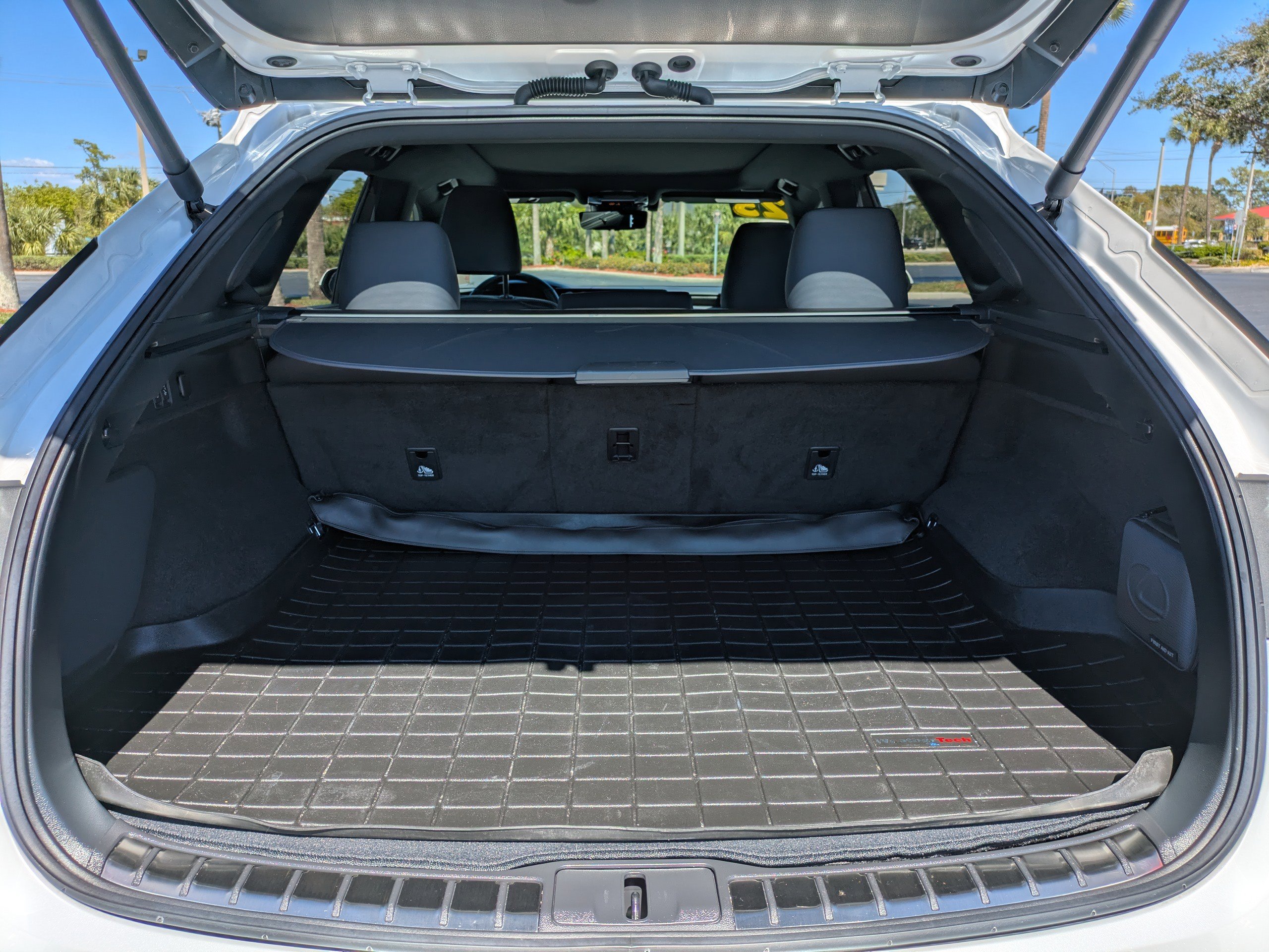 Used 2023 Lexus RX 350 w/ Accessory Package (Z1) image 11