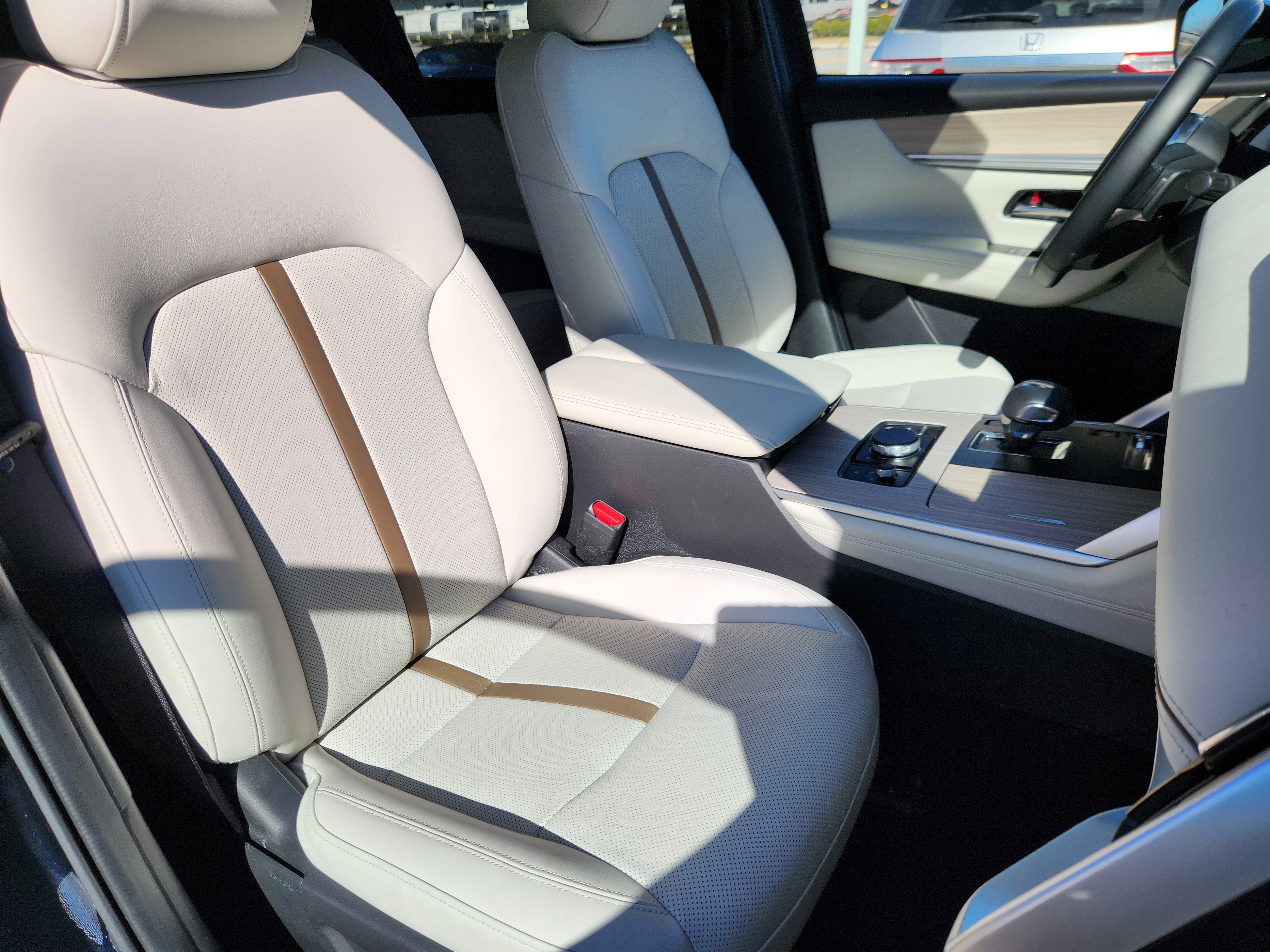 Certified 2024 MAZDA CX-90 Plug-In Hybrid w/ Premium Plus image 15