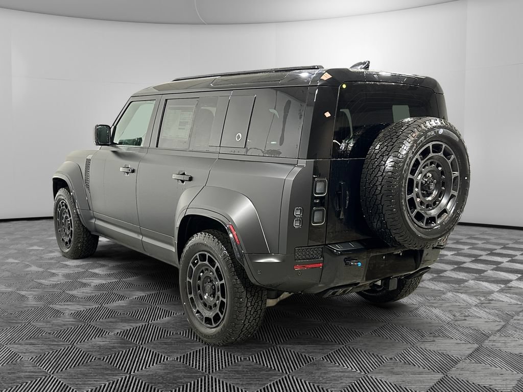 New 2026 Land Rover Defender 110 OCTA AWD/4WD image 3
