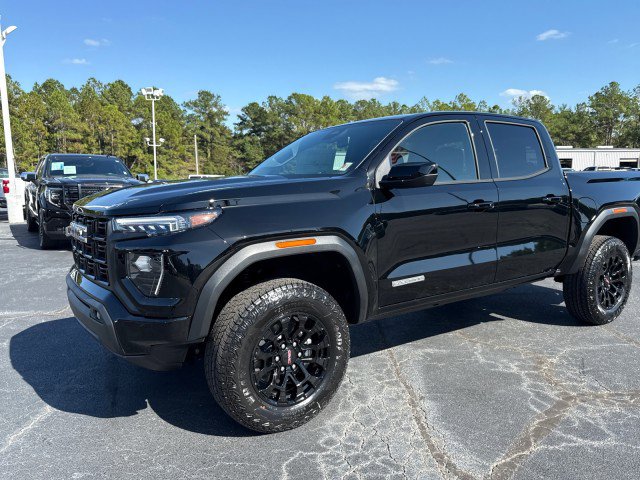 New 2026 GMC Canyon Elevation image 10