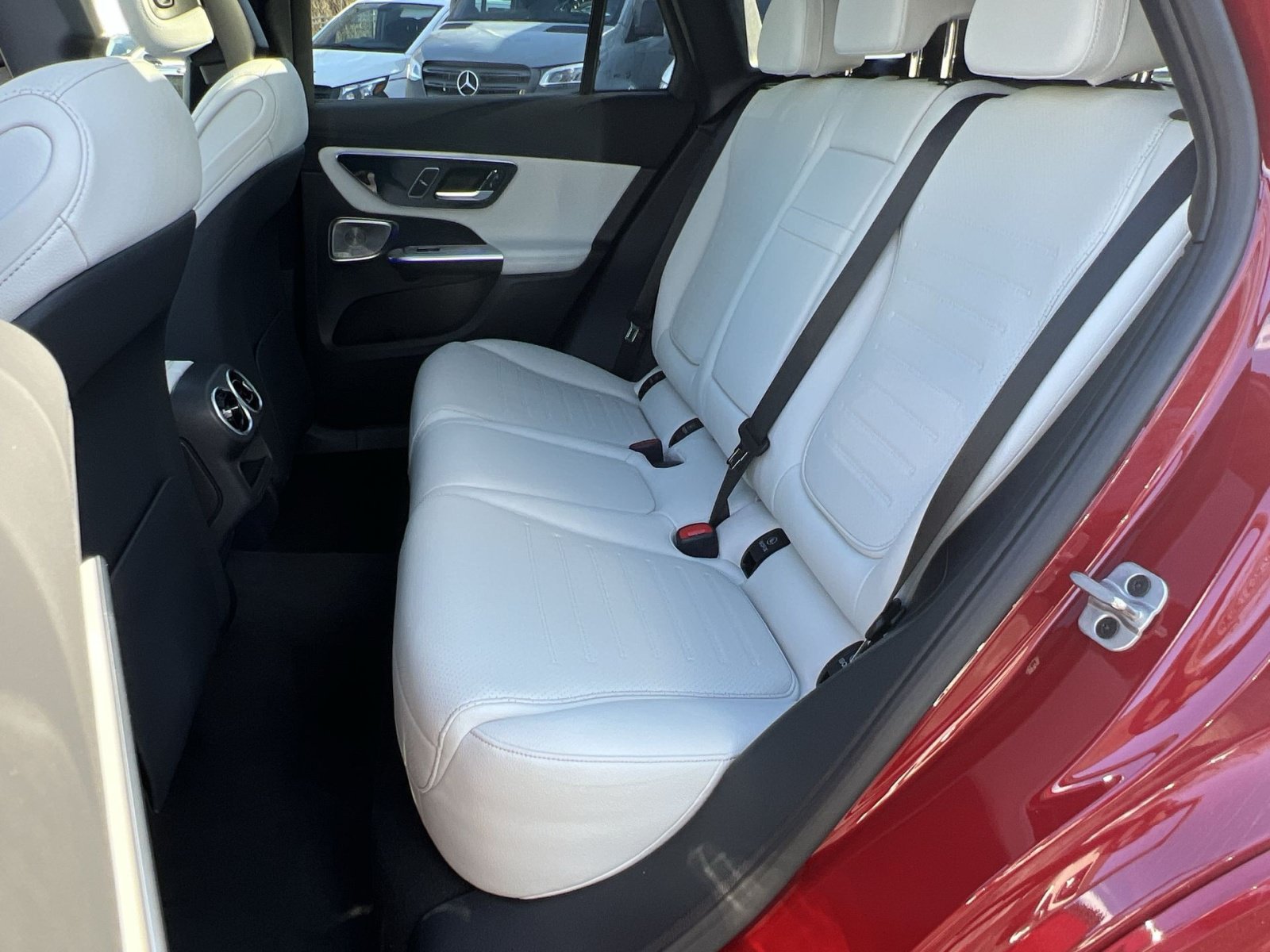 New 2026 Mercedes-Benz GLC 300 4MATIC image 23