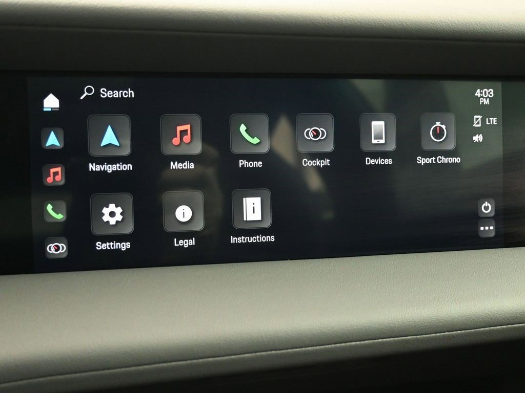 Used 2023 Porsche Taycan image 25