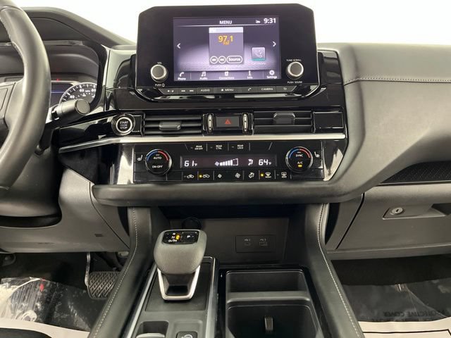 Used 2024 Nissan Pathfinder SV FWD image 26