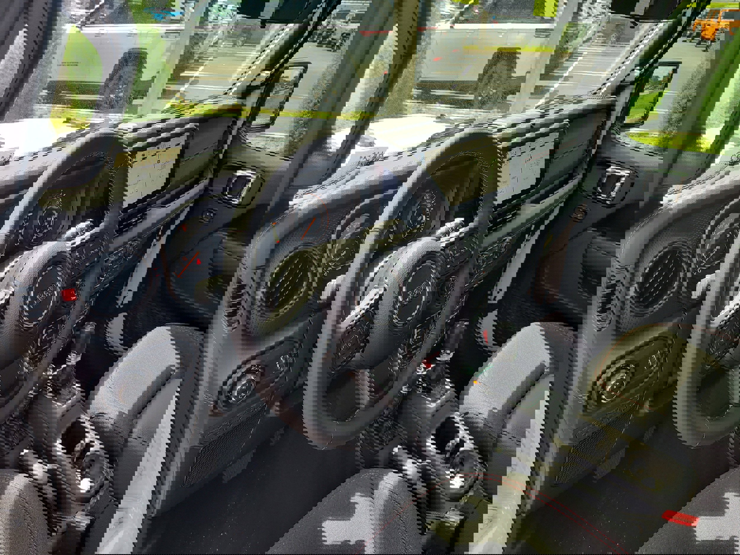 New 2025 Jeep Gladiator Rubicon w/ Safety Group image 14