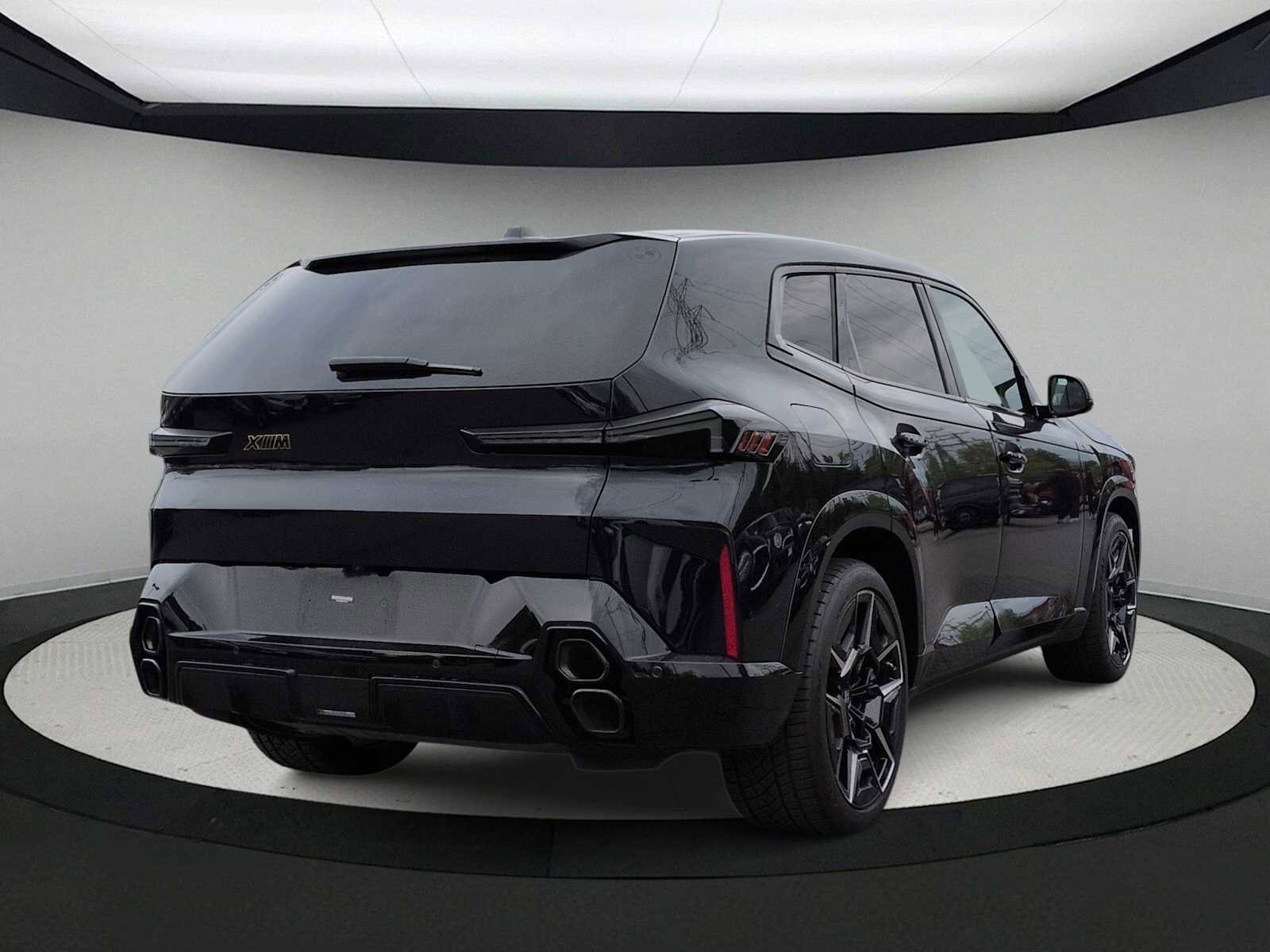 Used 2023 BMW XM image 8