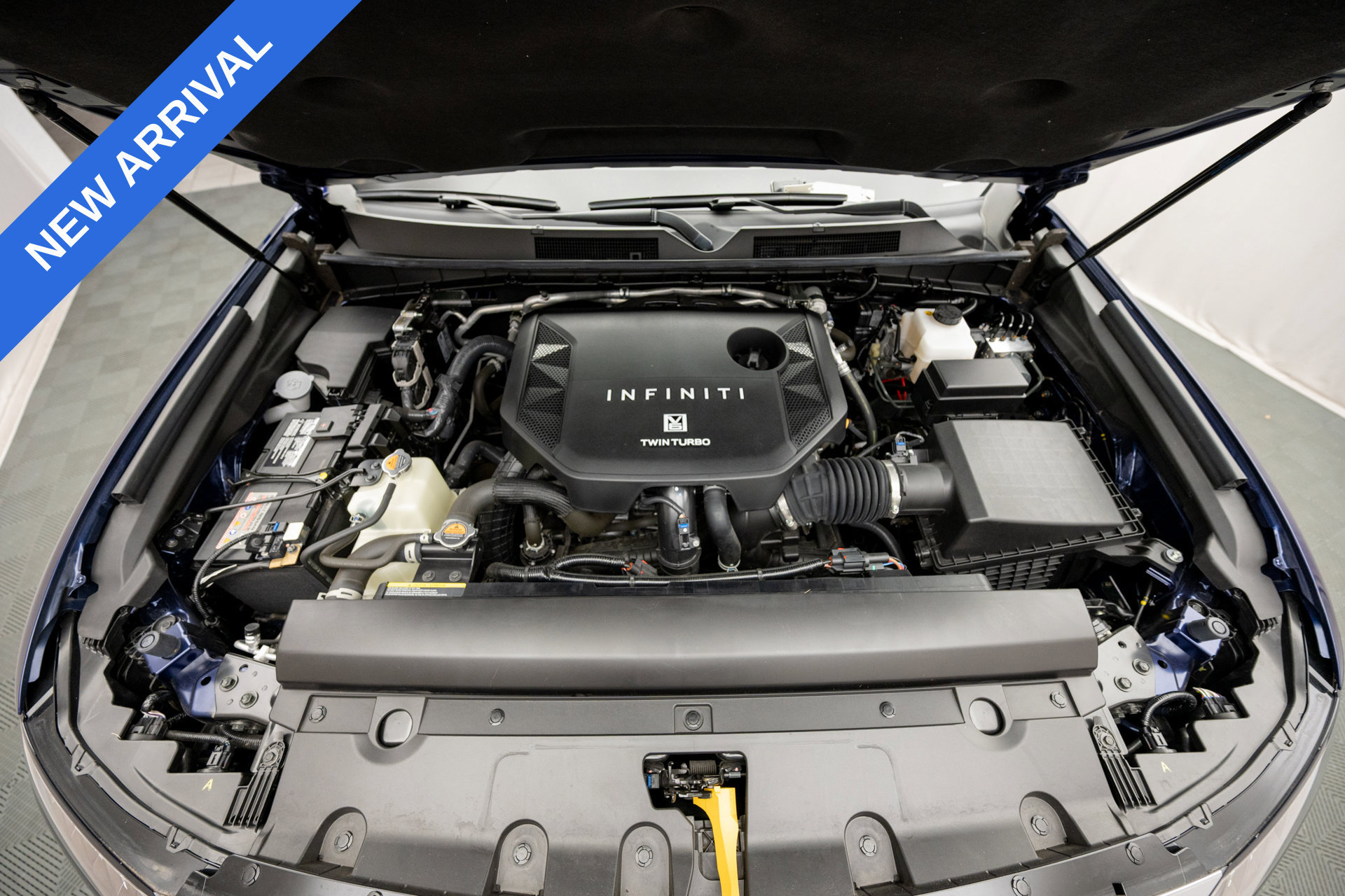 Used 2025 INFINITI QX80 Luxe AWD/4WD image 40