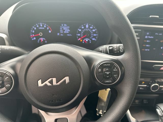 Certified 2022 Kia Soul LX FWD image 12