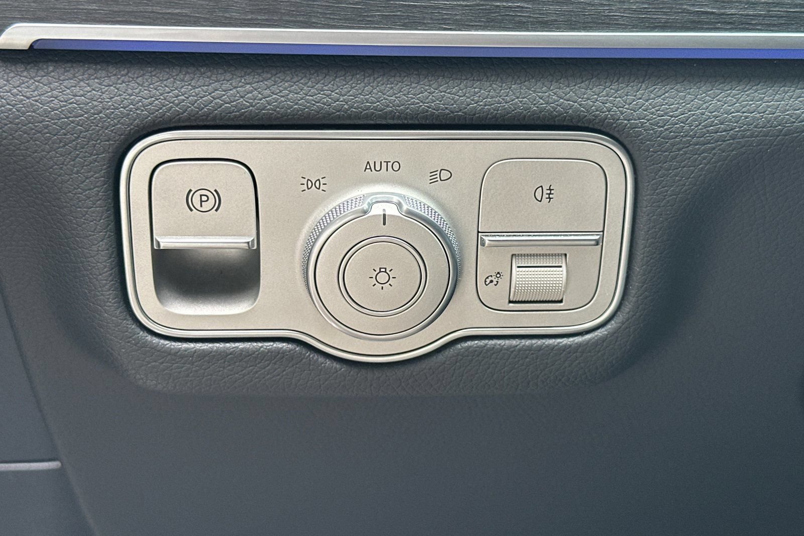 Certified 2024 Mercedes-Benz GLE 350 4MATIC image 41