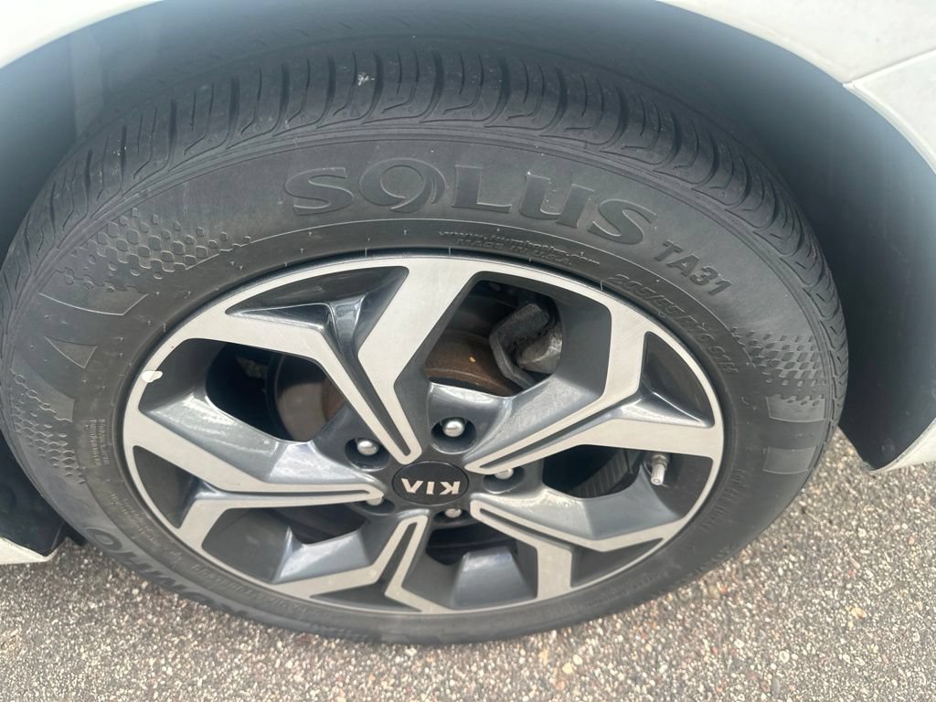 Used 2021 Kia Forte LXS FWD image 7