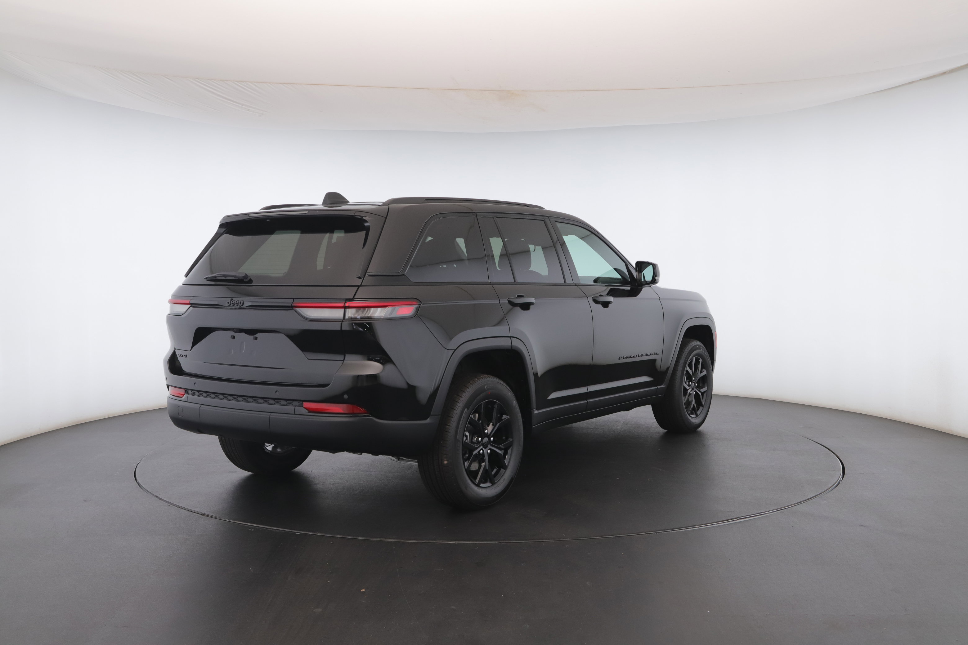 New 2025 Jeep Grand Cherokee Altitude image 27