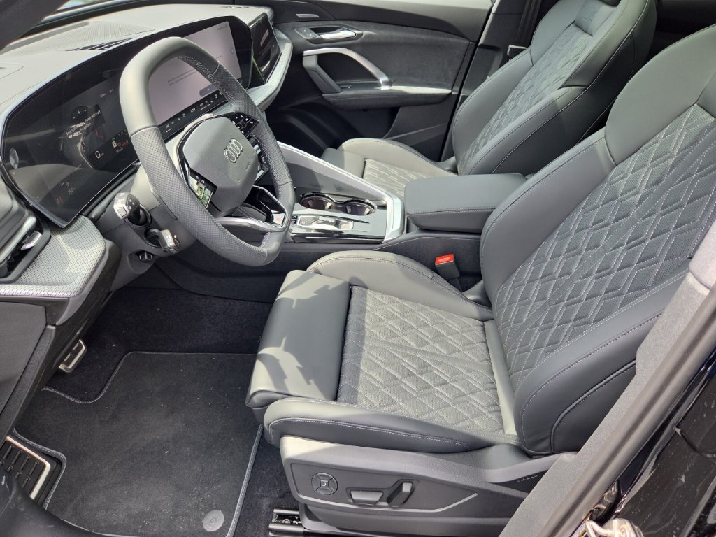 New 2026 Audi SQ5 Prestige AWD/4WD image 6
