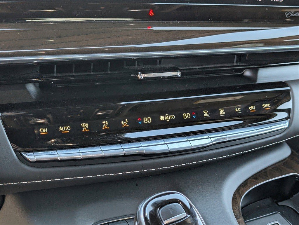 Certified 2023 Cadillac Escalade ESV Premium Luxury Platinum image 29