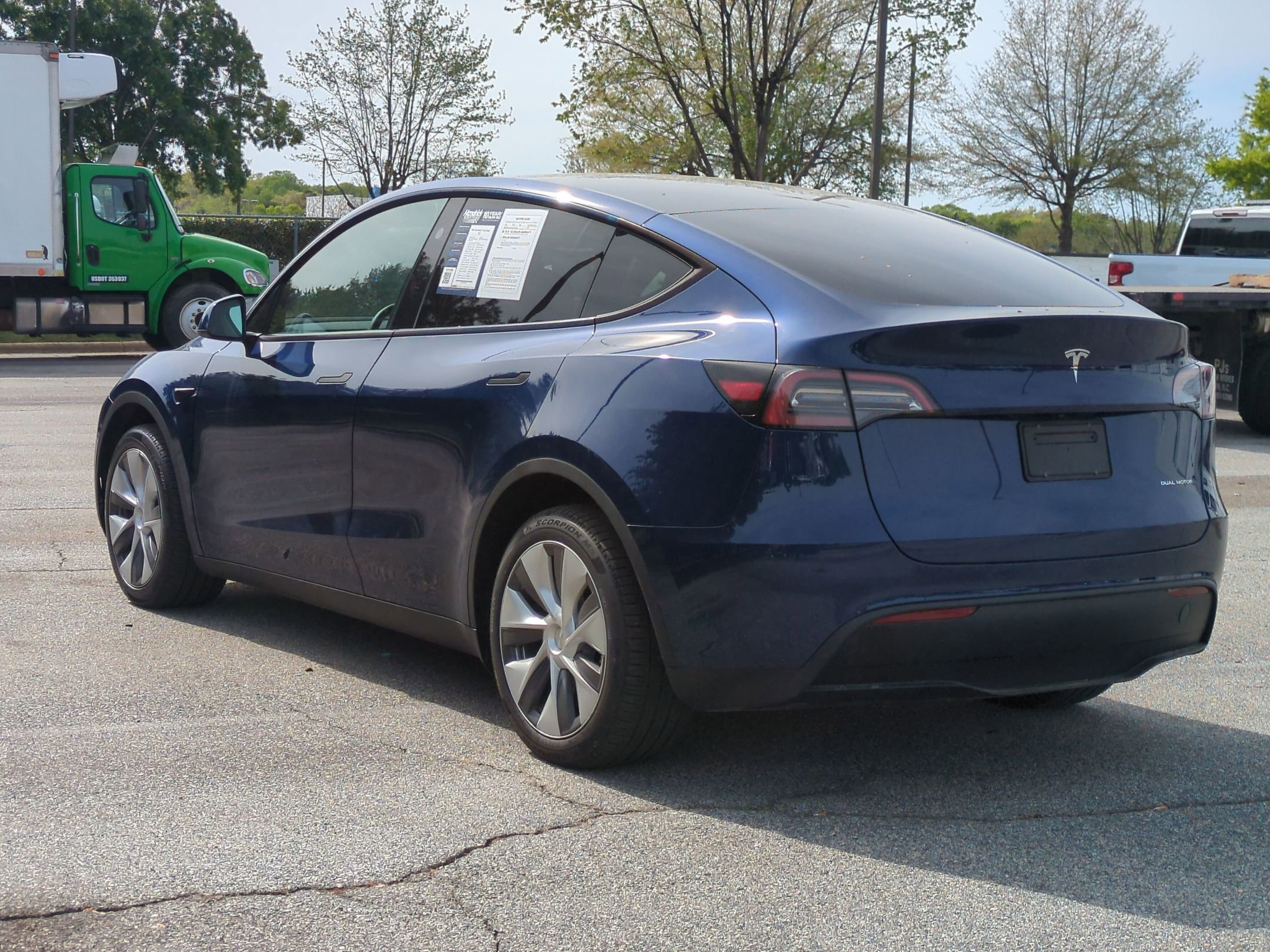 Used 2024 Tesla Model Y Long Range image 7