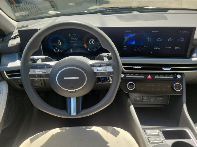 Used 2025 Hyundai Sonata SEL FWD image 14