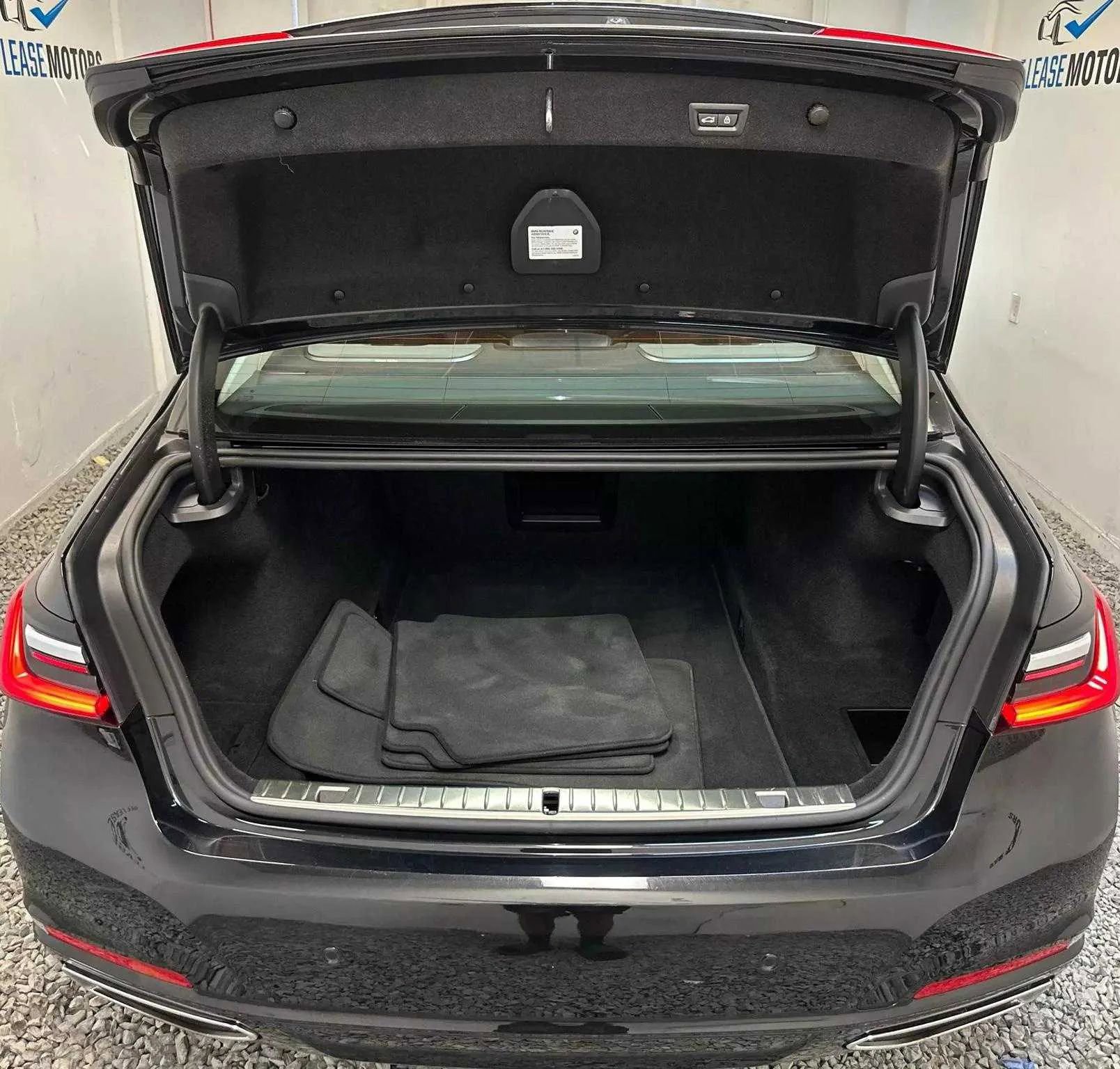 Used 2022 BMW 740i 740i Sedan 4D image 19