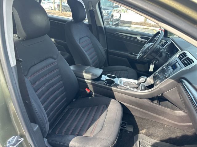 Used 2013 Ford Fusion SE image 27