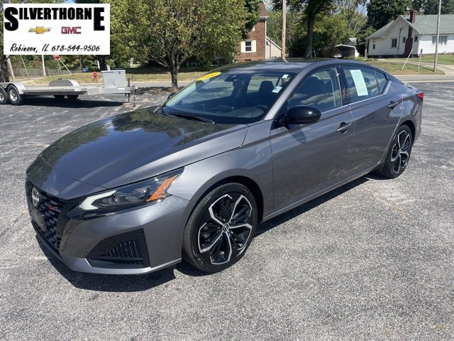 Used 2024 Nissan Altima 2.5 SR image 1