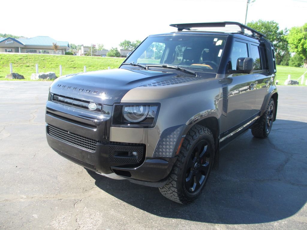 Used 2024 Land Rover Defender 110 X AWD/4WD image 10