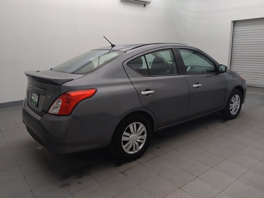 Used 2019 Nissan Versa SV FWD image 10