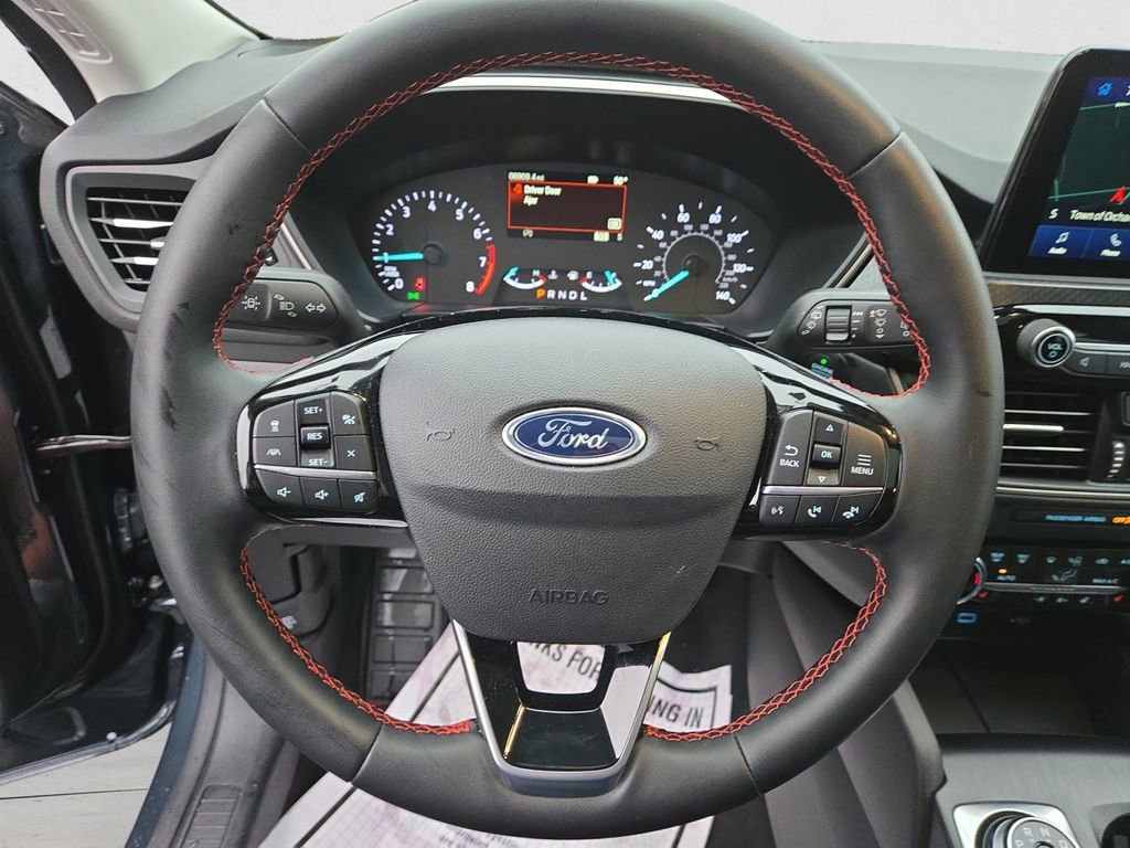 Used 2022 Ford Escape SEL w/ SEL Stealth AWD Package image 13