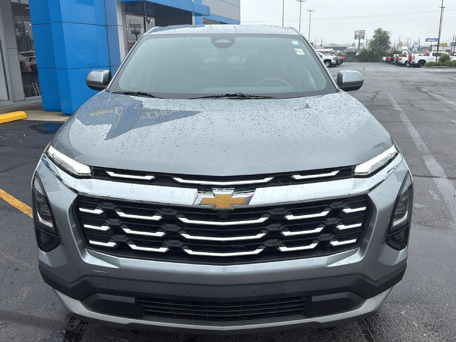 Used 2026 Chevrolet Equinox LT AWD/4WD image 8