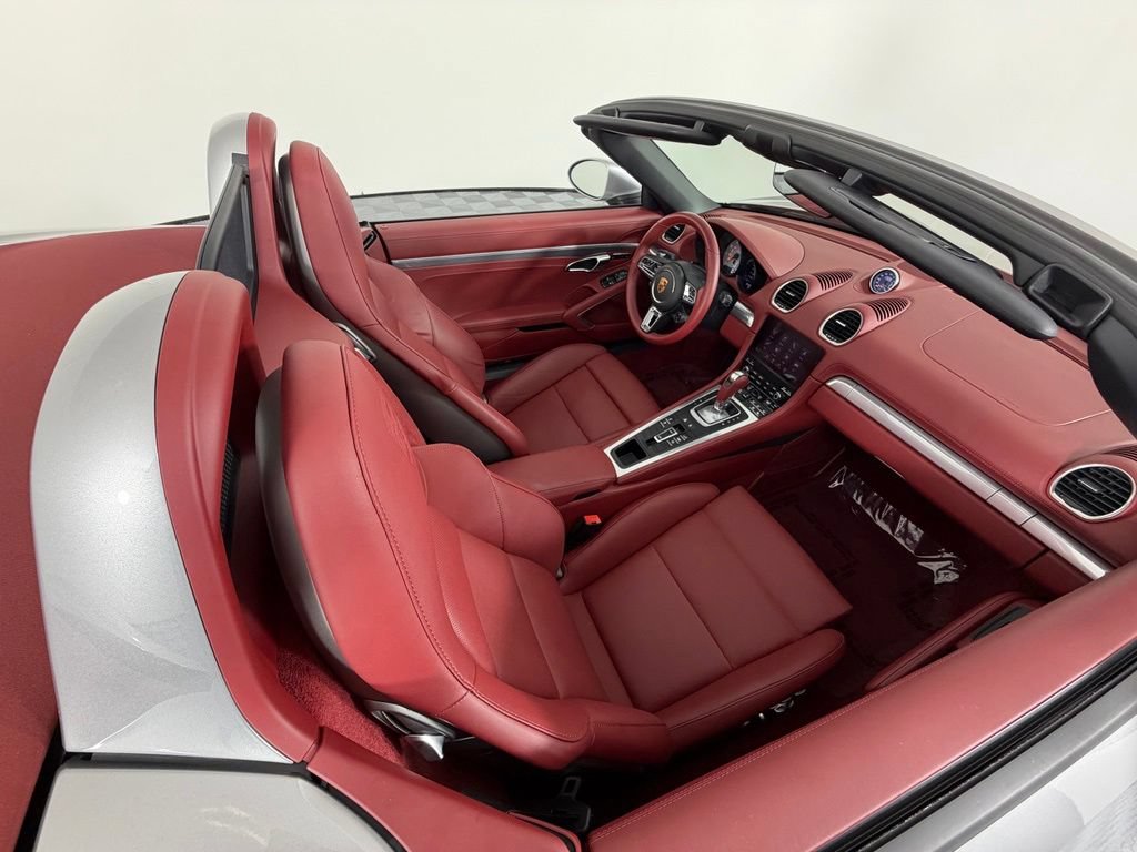 Certified 2025 Porsche 718 Boxster S RWD image 13