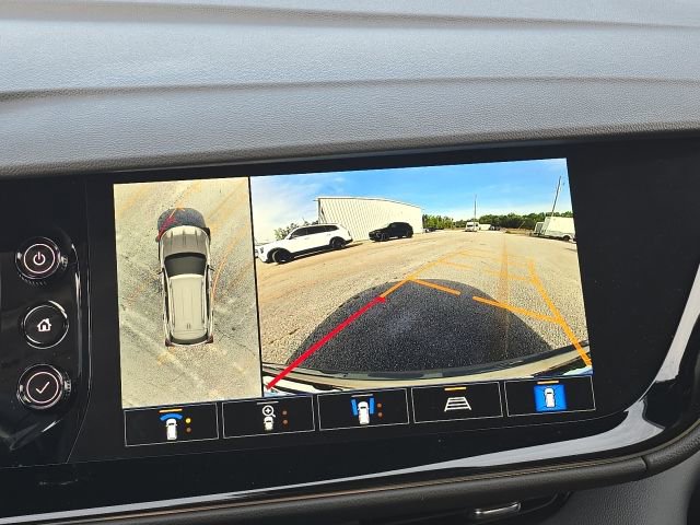 Used 2023 Buick Envision Avenir AWD/4WD image 34