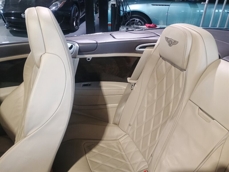 Used 2013 Bentley Continental GT image 24