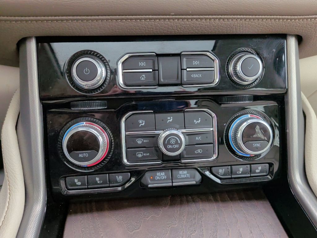 Used 2021 GMC Yukon Denali image 27