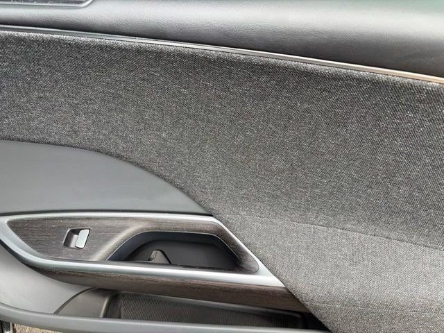 Used 2024 Lucid Air Touring AWD/4WD image 36