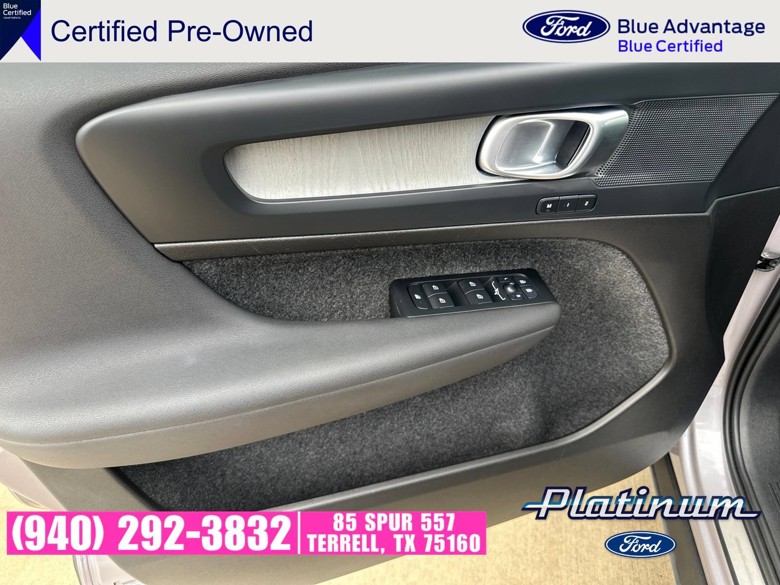 Used 2026 Volvo XC40 B4 Core w/ Climate Package FWD image 16