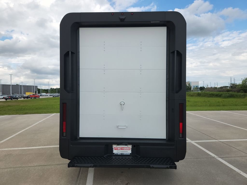Used 2024 Chevrolet Brightdrop 400 w/ Commercial Equipment Package AWD/4WD image 6