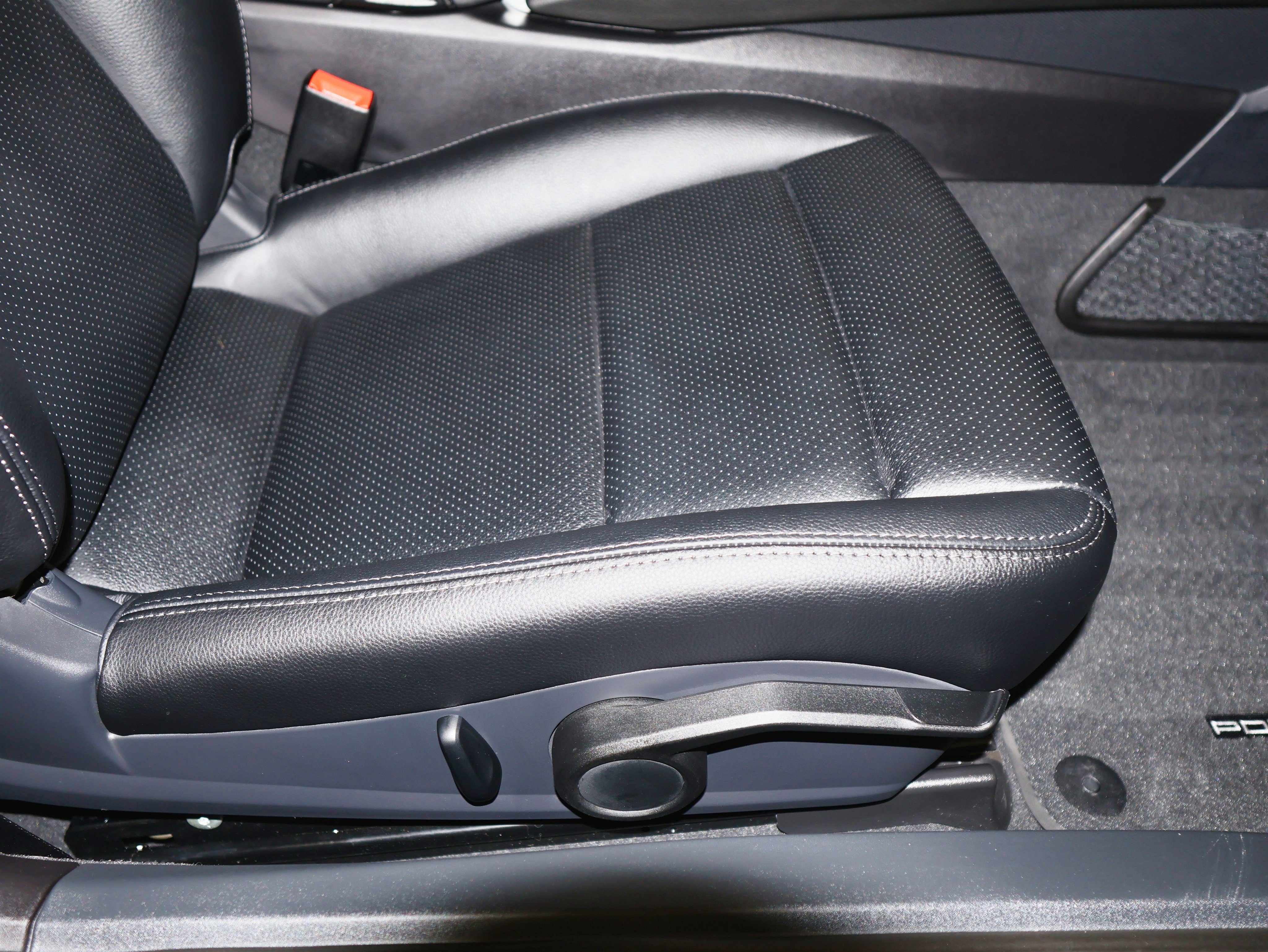 Used 2023 Porsche 718 Cayman S image 38