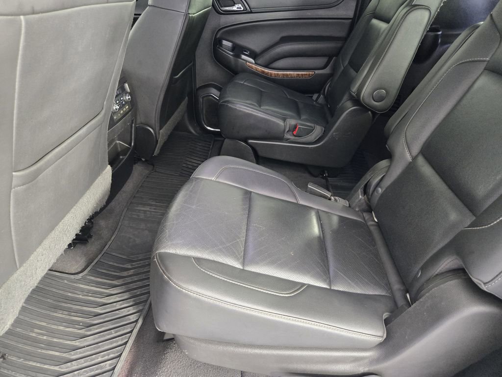 Used 2019 Chevrolet Suburban Premier image 32