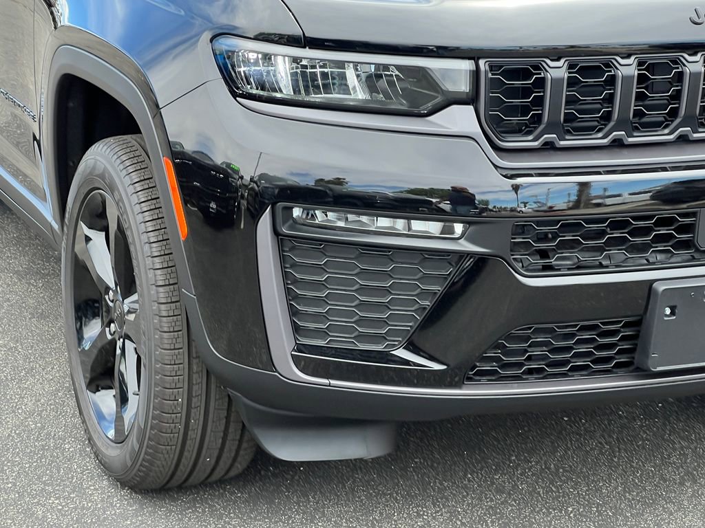New 2026 Jeep Grand Cherokee Limited w/ Limited Altitude Package image 14