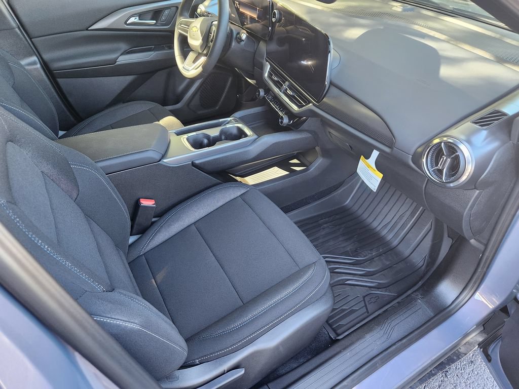 New 2026 Chevrolet Equinox EV LT FWD image 7