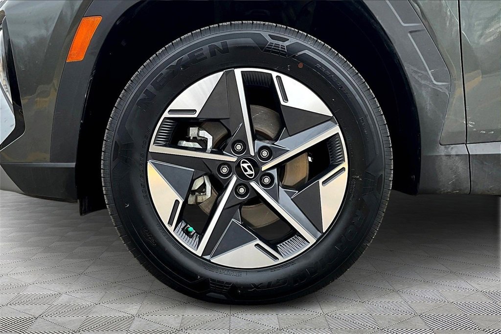 Used 2025 Hyundai Tucson SEL image 9
