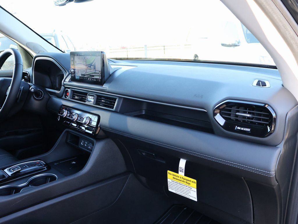 Certified 2025 Honda Pilot Elite image 9